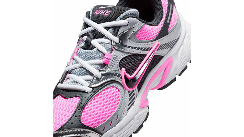 Nike V5 RNR Pink Spell Black HQ7901-601 tongue