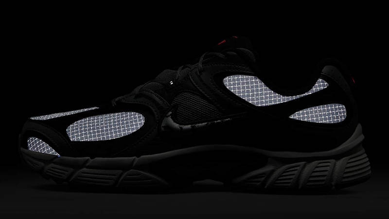 Nike V5 RNR SE Iron Grey Black IM6769-068 in dark