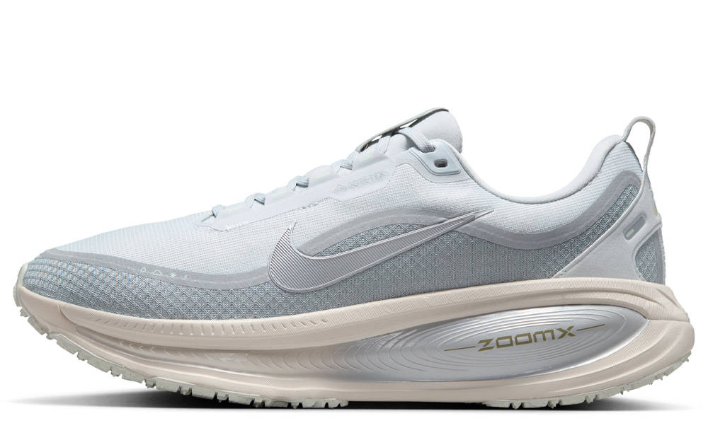 Nike Vomero 18 GORE-TEX Pure Platinum