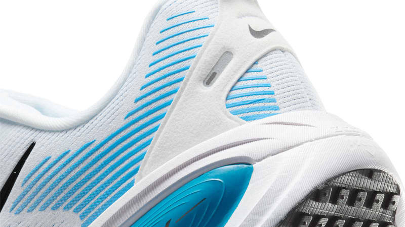 Nike Vomero 18 White Blue Hero Closeup