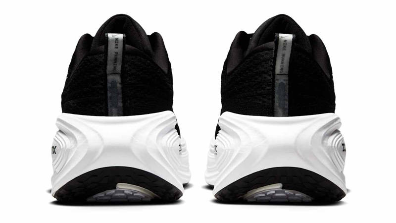 Nike Vomero Plus Black Cool Grey Extra Wide Back