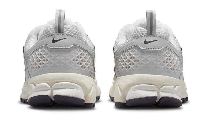 Nike Zoom Vomero 5 GS Photon Dust Gridiron IM9467-001 Back