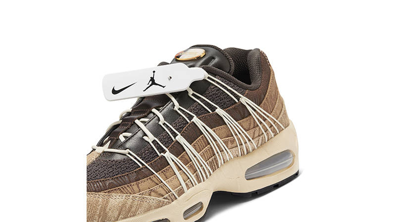 PHANTACI x Nike Air Max 95 Sanddrift II1200-221 tongue