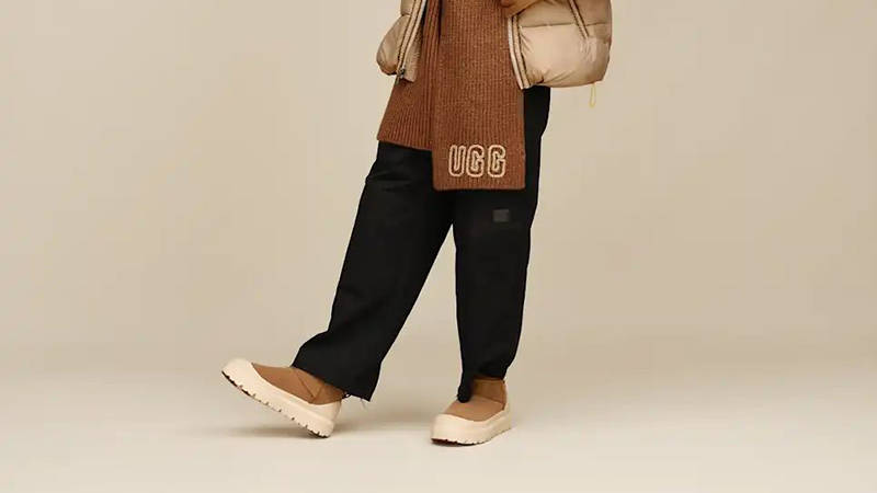UGG Classic Ultra Mini Weather Hybrid Boot Chestnut 1174196-CWTC on foot
