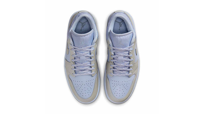 Air Jordan 1 Low SE Ghost Pearlized Quilt IM5129-010 middle