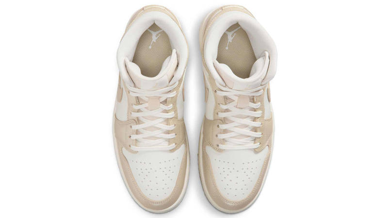 Air Jordan 1 Mid SE Metallic Team Gold Middle