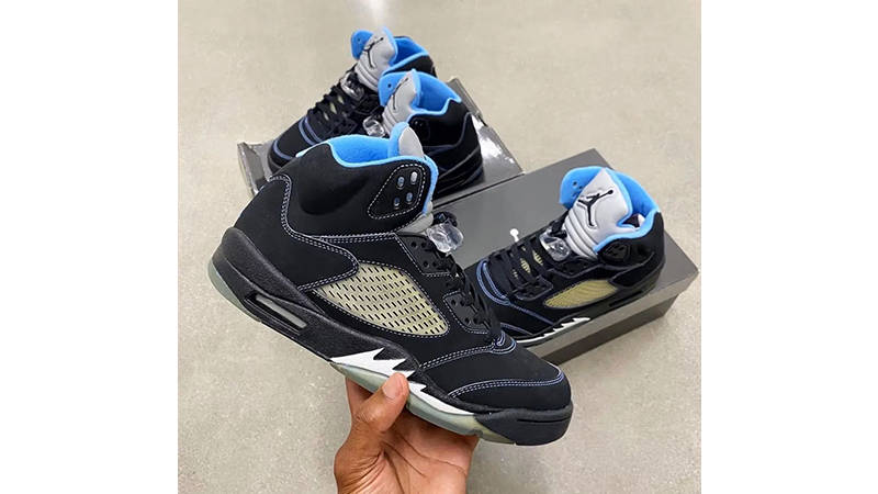 Air Jordan Black University Blue DD0587-008 The Sole Supplier