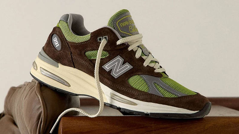 Daniëlle Cathari x New Balance 991V2 Reverse Matcha side