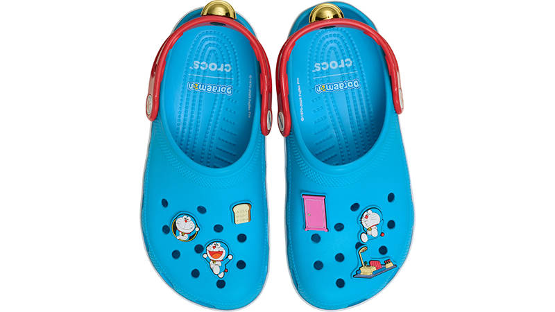 Doraemon x Crocs Classic Clog Blue 211691-90H middle