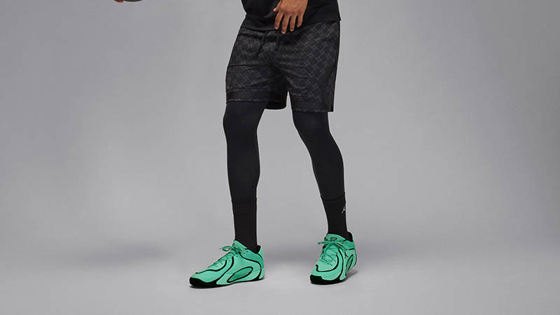 Jordan Tatum 4 Green Glow HQ4614-300 on foot