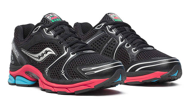 Keith Haring X Saucony NYC ProGrud Triumph 4 Black Red S71022-1 front