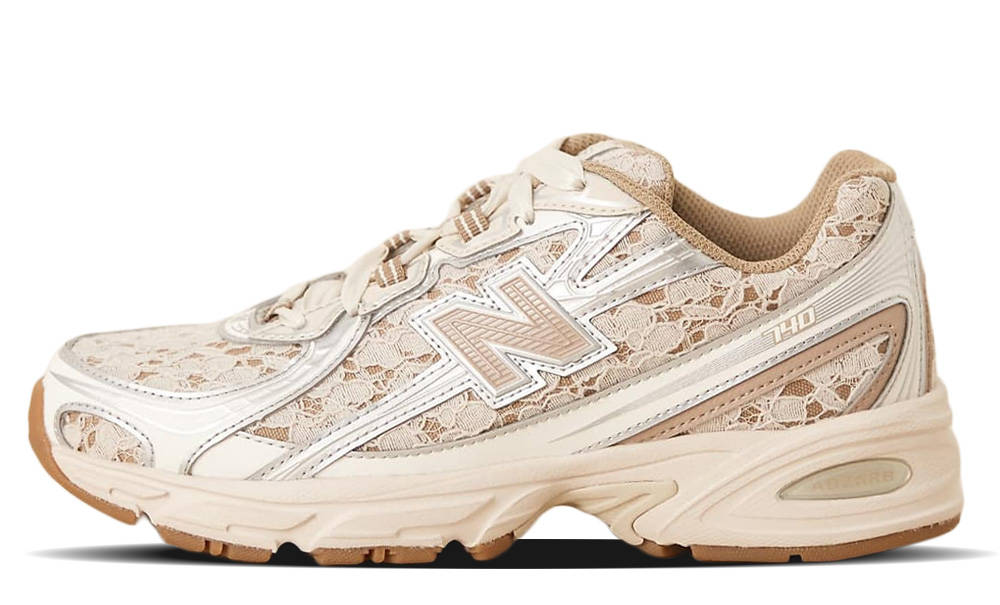 New Balance 740 Lace Beige