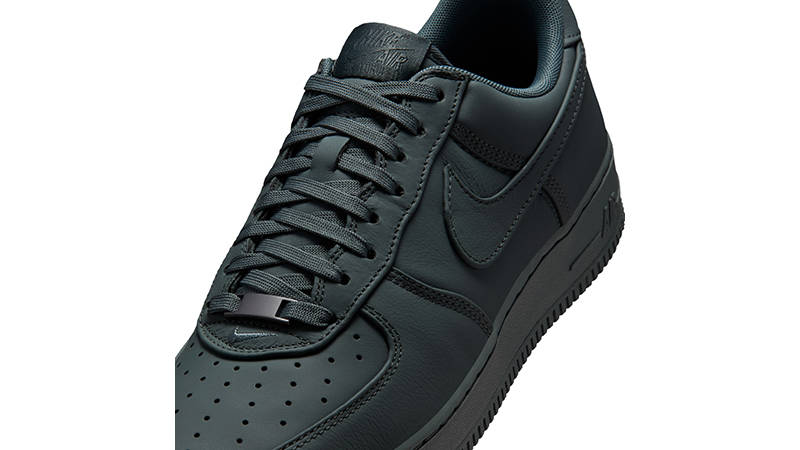 Nike Air Force 1 Low Bomber Grey IM3078-002 tongue