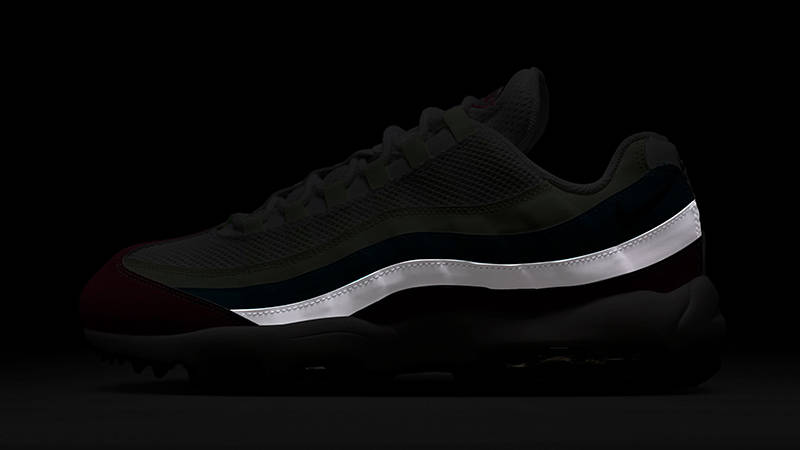 Nike Air Max 95 Golf Peony HV4696-600 in the dark