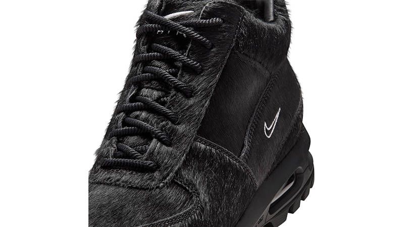 Nike Air Max Goadome Pony Triple Black tongue