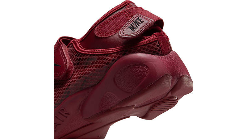 Nike Air Rift Team Red Black IM5739-600 heel