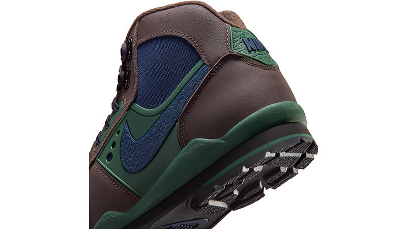 Nike Baltoro Baroque Brown Green IH4450-200 heel