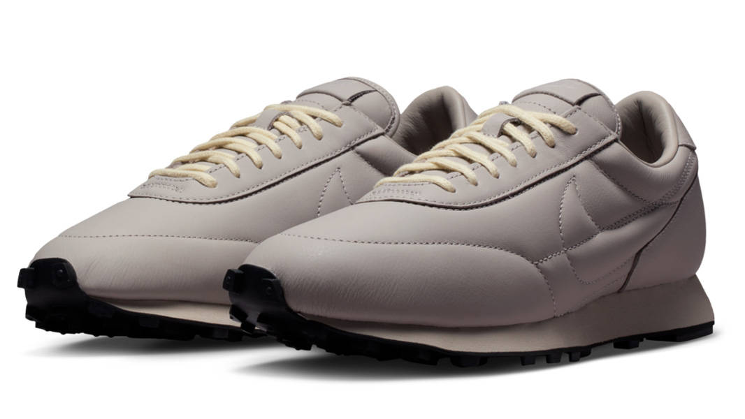 Nike Daybreak SP Moon Particle Light Bone Front