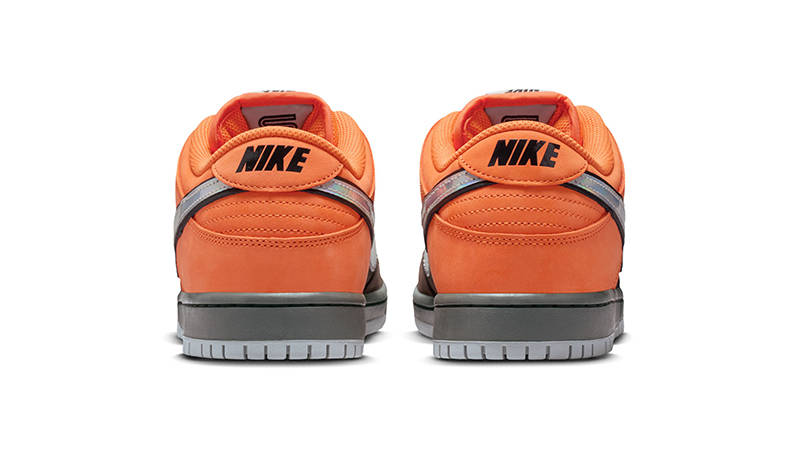 Nike SB Dunk Low Pro Premium MUNI Fast Pass Orange back