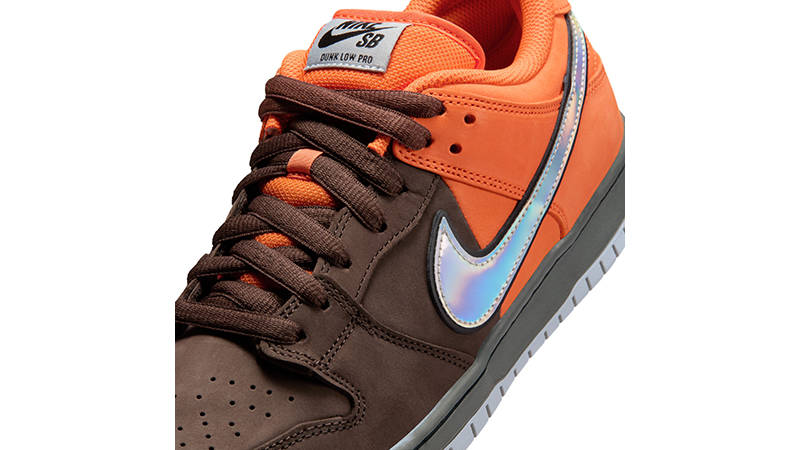 Nike SB Dunk Low Pro Premium MUNI Fast Pass Orange tongue