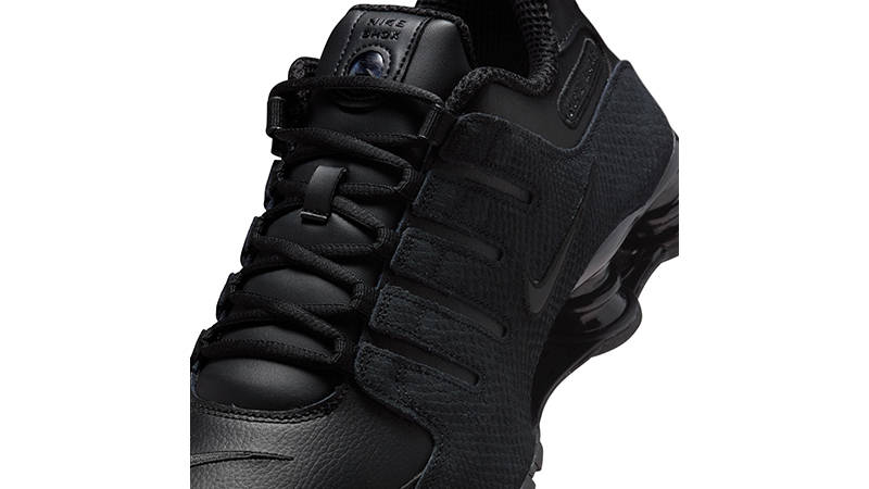 Nike Shox NZ Triple Black 378341-001 tongue