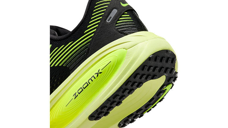 Nike Vomero 18 Black Volt HM6804-008 heel