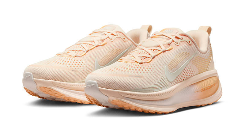 Nike Vomero 18 HM6804-800 Guava Ice Orange HM6804-800 front