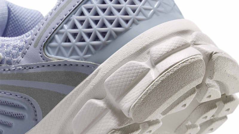 Nike Vomero 5 GS Ghost Summit White Closeup