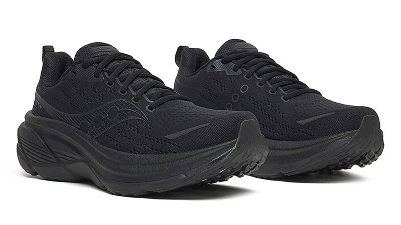 Saucony Hurricane 25 Triple Black S21026-201 front