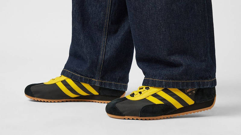 size x adidas SL 72 PT Yellow Black on foot
