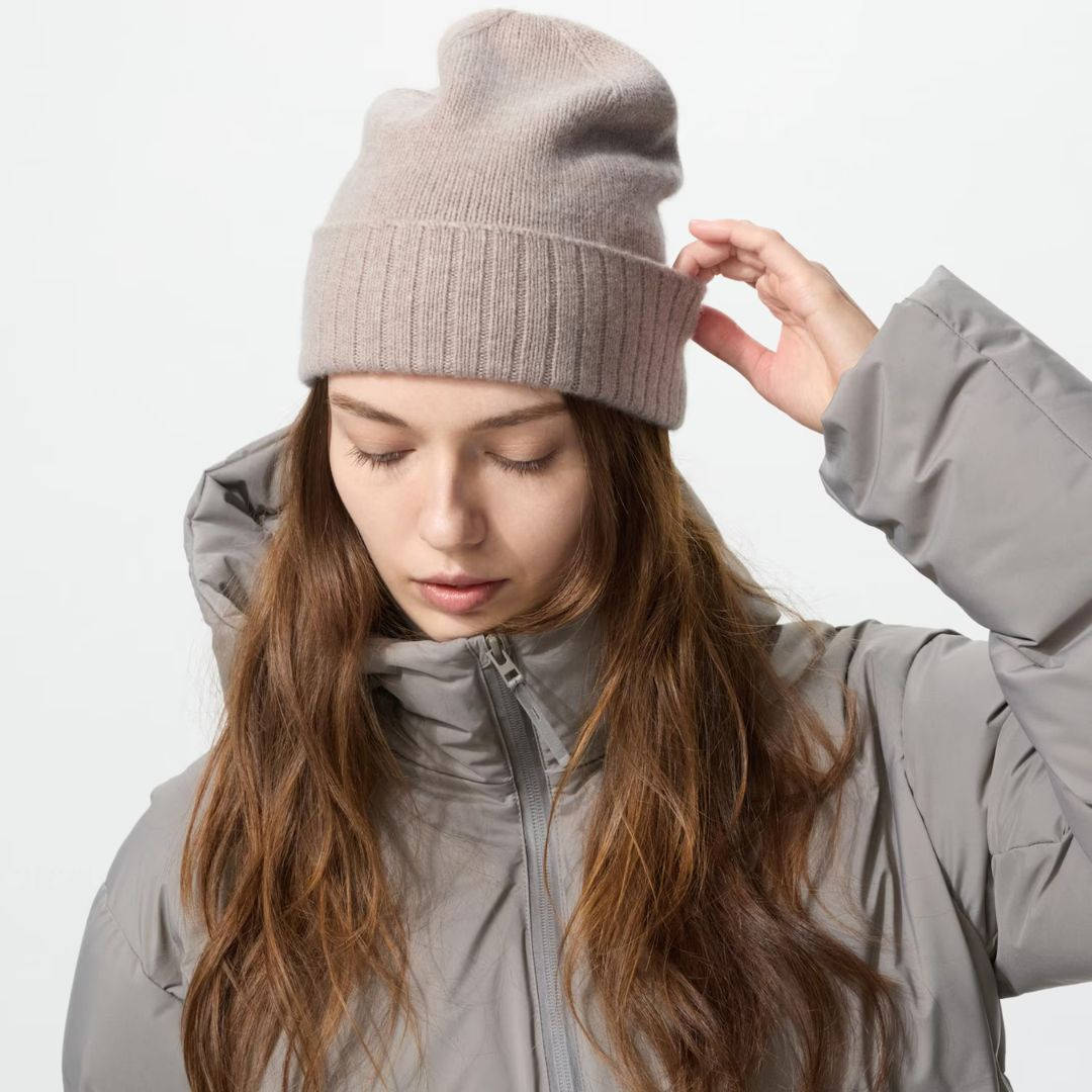 UNIQLO Cashmere Knit Beanie Styling