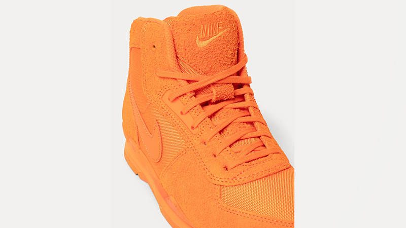 Stüssy x Nike Baltoro High Safety Orange tongue