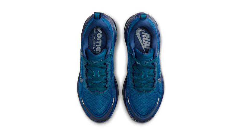 Swarovski x Nike Vomero Plus Blue Force IM7389-499 middle