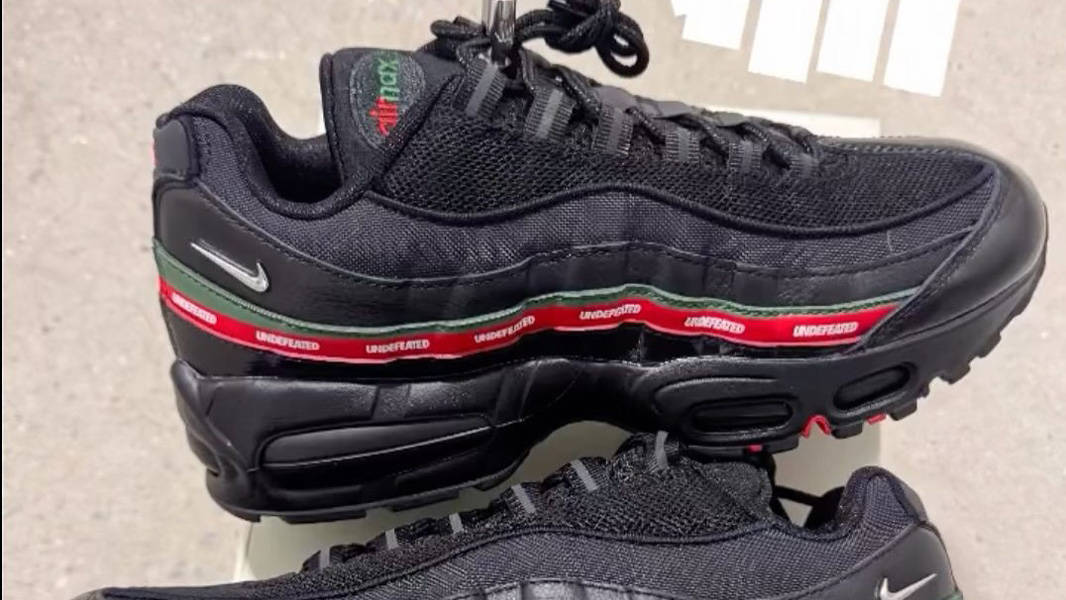 Undefeated x Nike Air Max 95 Black Sport Red IB4453-100 The