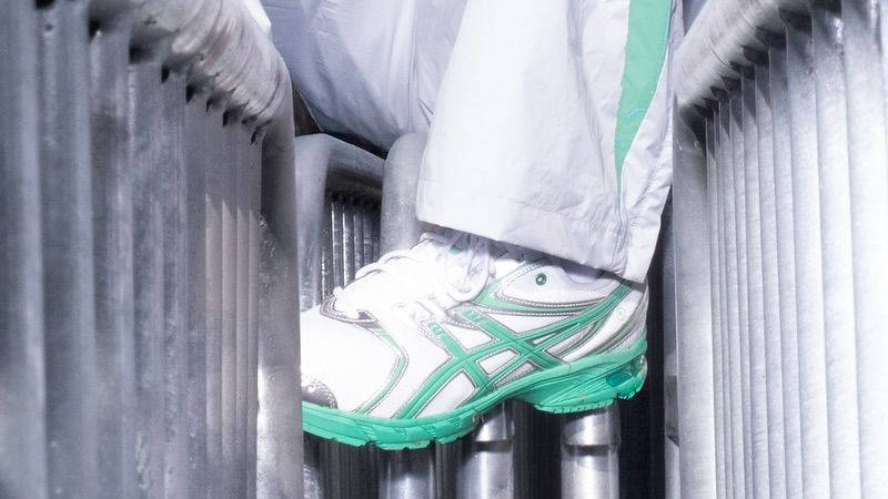 HIDDEN.NY x ASICS Gel-DS Trainer 14 Dawn