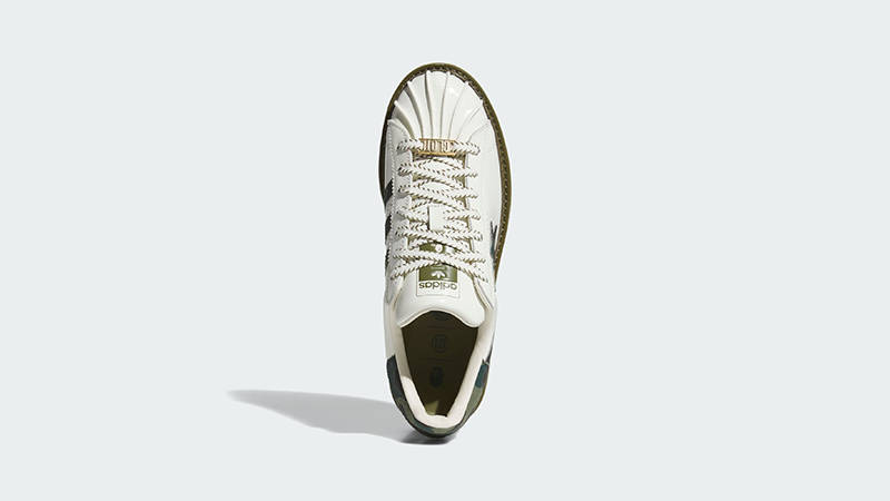 CLOT x A BATHING APE x adidas Superstar White Olive middle