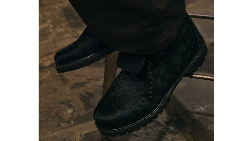 FETCH x Timberland 6-Inch Boot Black A6FQTEK5 on foot feature