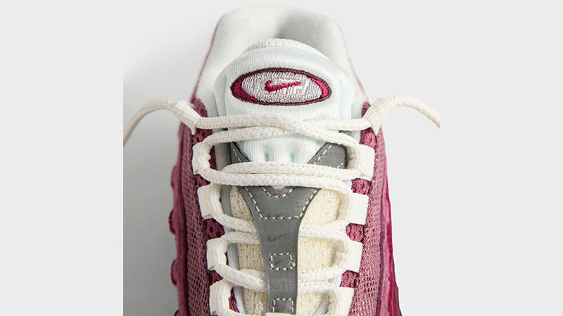 KITH x Nike Air Max 95 PS Burgundy tongue