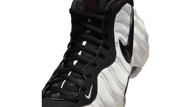 Nike Air Foamposite Pro Pearl HF0794-200 tongue