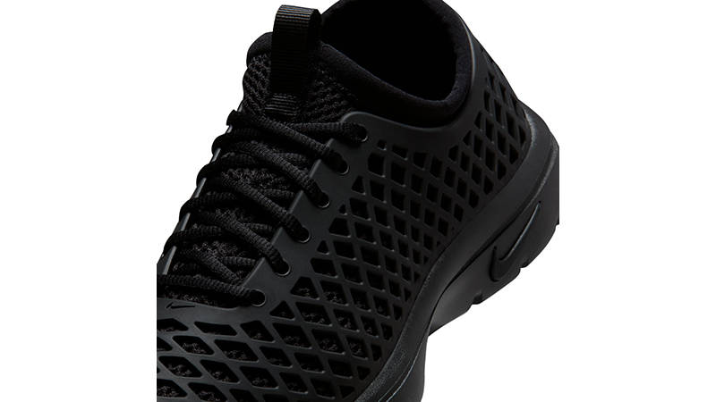 Nike Air Rejuven8 Triple Black IF5958-002 tongue