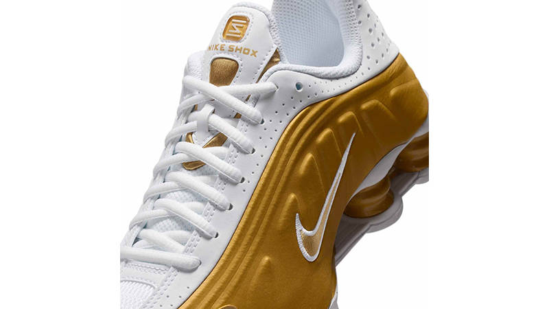 Nike Shox R4 GS Metallic Gold White CW2626-700 tongue