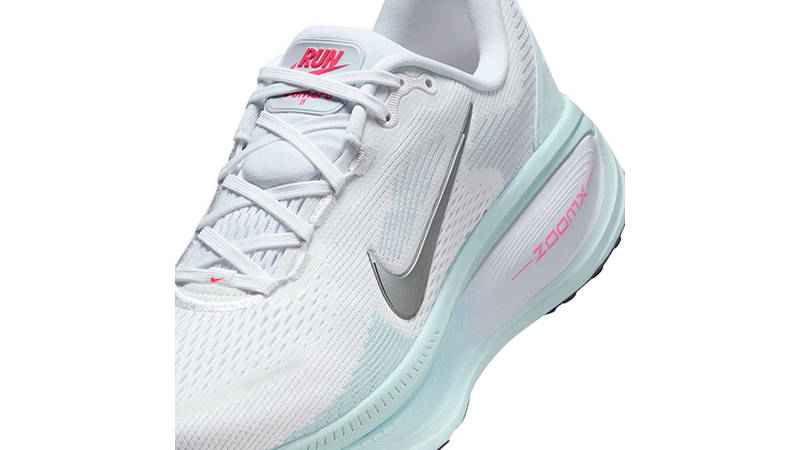 Nike Vomero 18 Glacier Blue IO7438-100 tongue