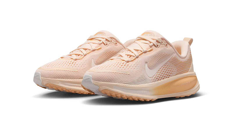 Nike Vomero 18 GS Guava Ice HQ2157-800 front