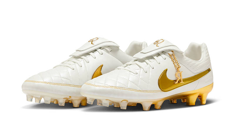 Ronaldinho x Nike Tiempo Legend FG Touch of Gold IF4388-100 front