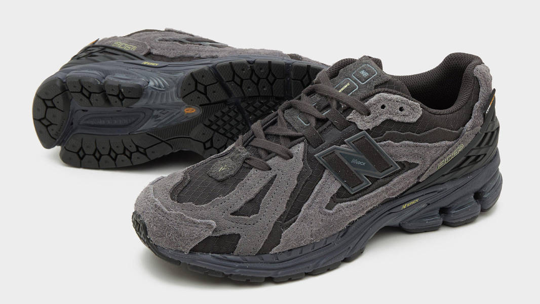 size_ x New Balance 1906D Protection Pack Black Side