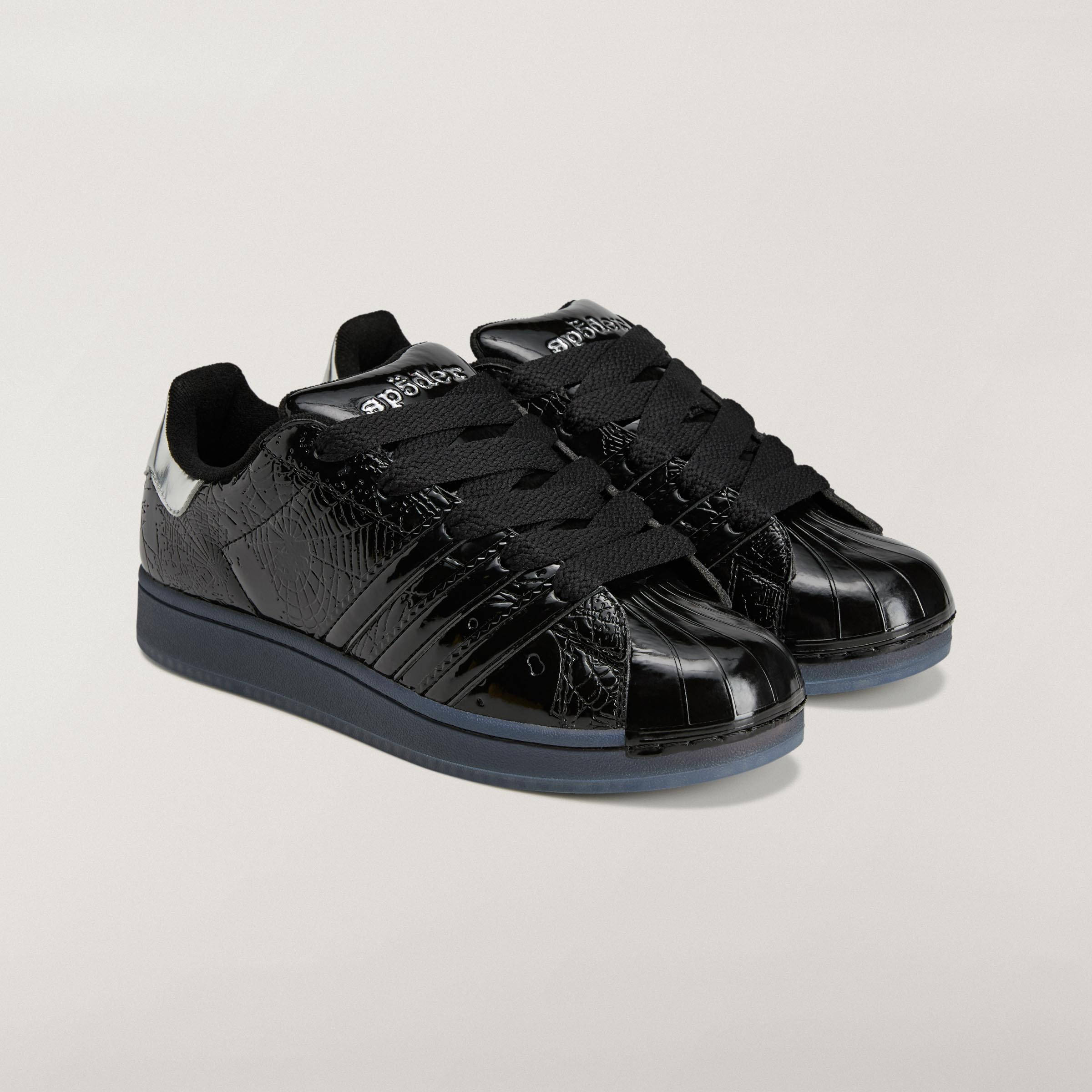 Sp5der x adidas Superstar Black Front