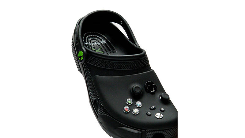 XBOX x Crocs Classic Clog Black 211439-001 from top