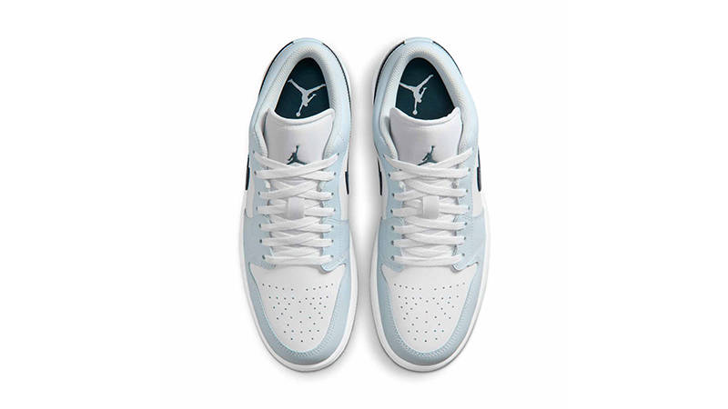 Air Jordan 1 Low Aura Squadron Blue 553558-400 middle