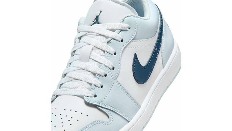 Air Jordan 1 Low Aura Squadron Blue 553558-400 side