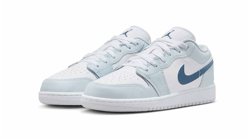 Air Jordan 1 Low GS Aura Squadron Blue 553560-104 front